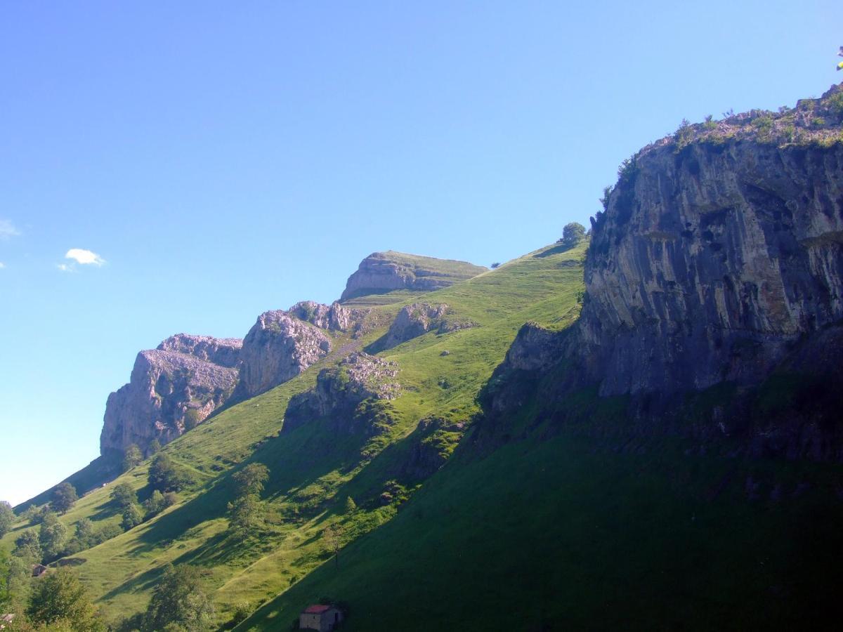 Las Hayucas San Roque de Ríomiera 外观 照片