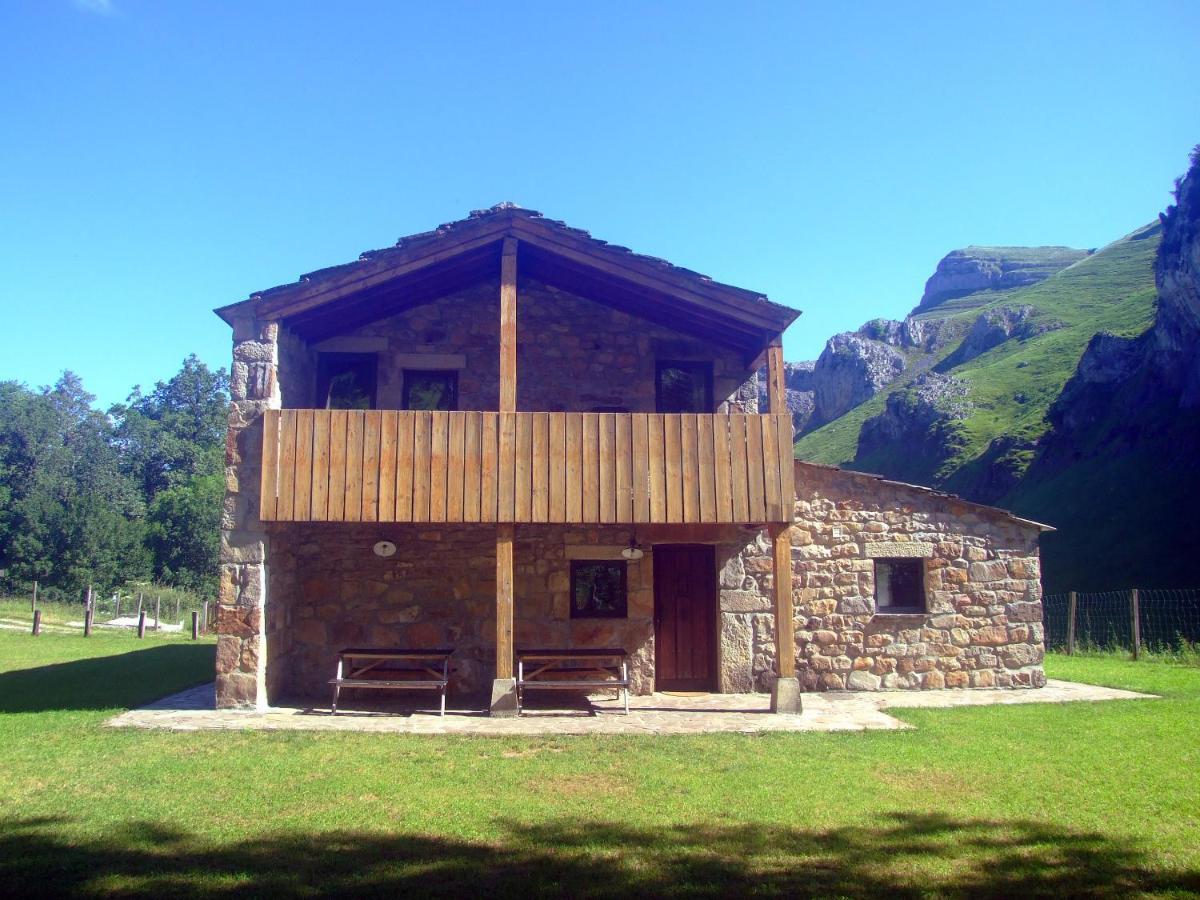 Las Hayucas San Roque de Ríomiera 外观 照片