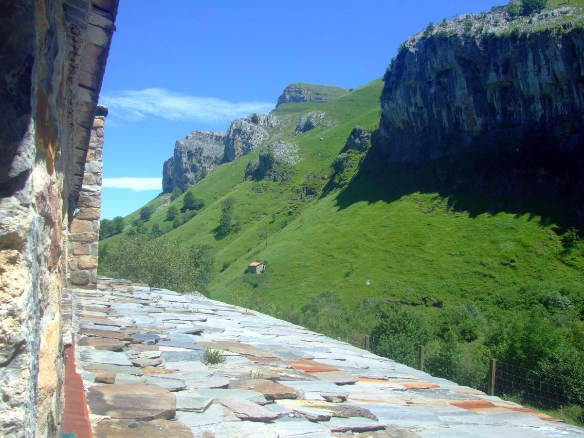 Las Hayucas San Roque de Ríomiera 外观 照片